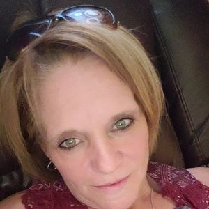 Meet your Posher, Janise